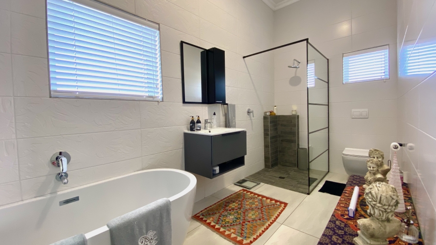 3 Bedroom Property for Sale in Port Owen Western Cape